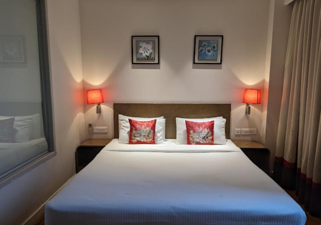 Hotel Le Lotus Grand Kakarmatha Luaran gambar