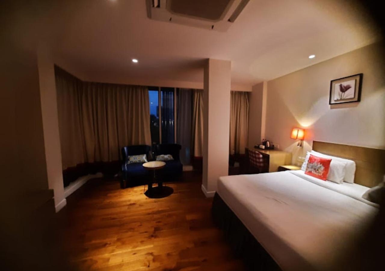 Hotel Le Lotus Grand Kakarmatha Luaran gambar