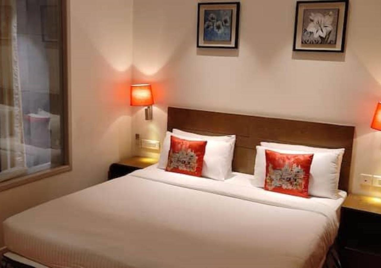 Hotel Le Lotus Grand Kakarmatha Luaran gambar