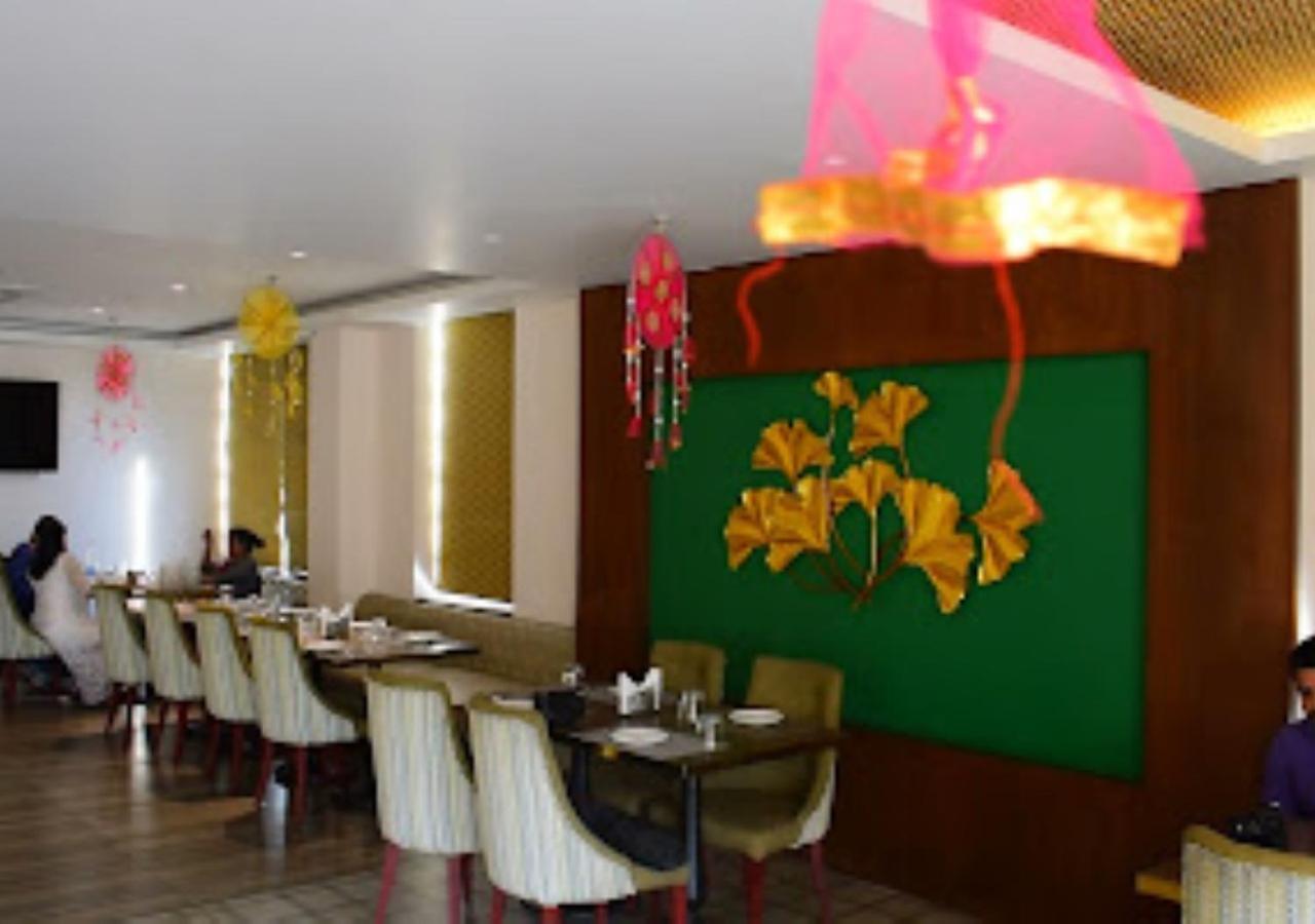 Hotel Le Lotus Grand Kakarmatha Luaran gambar