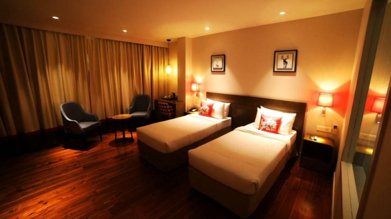 Hotel Le Lotus Grand Kakarmatha Luaran gambar