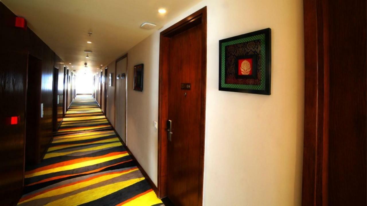 Hotel Le Lotus Grand Kakarmatha Luaran gambar