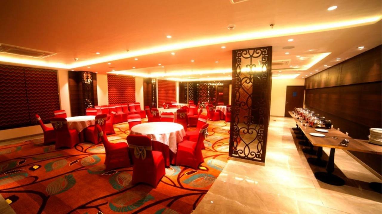 Hotel Le Lotus Grand Kakarmatha Luaran gambar