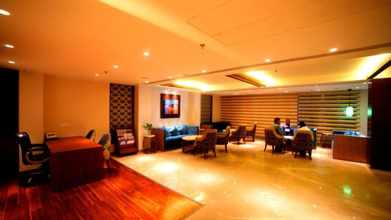 Hotel Le Lotus Grand Kakarmatha Luaran gambar